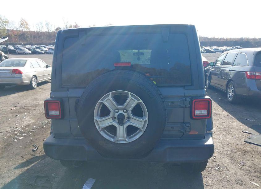 Photo 16 of 2020 Jeep Wrangler UNLIMITED SPORT S 4X4 (VIN 1C4HJXDN8LW269573)