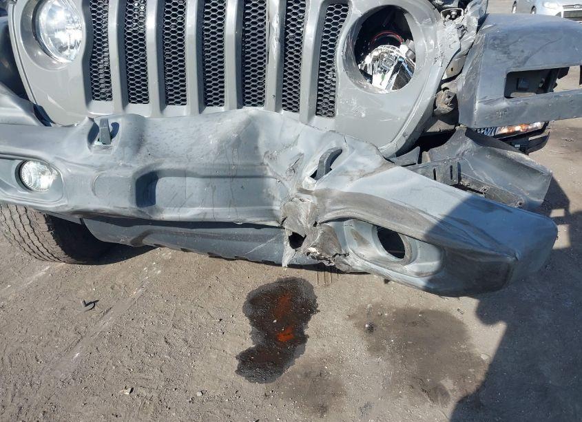 Photo 6 of 2020 Jeep Wrangler UNLIMITED SPORT S 4X4 (VIN 1C4HJXDN8LW269573)