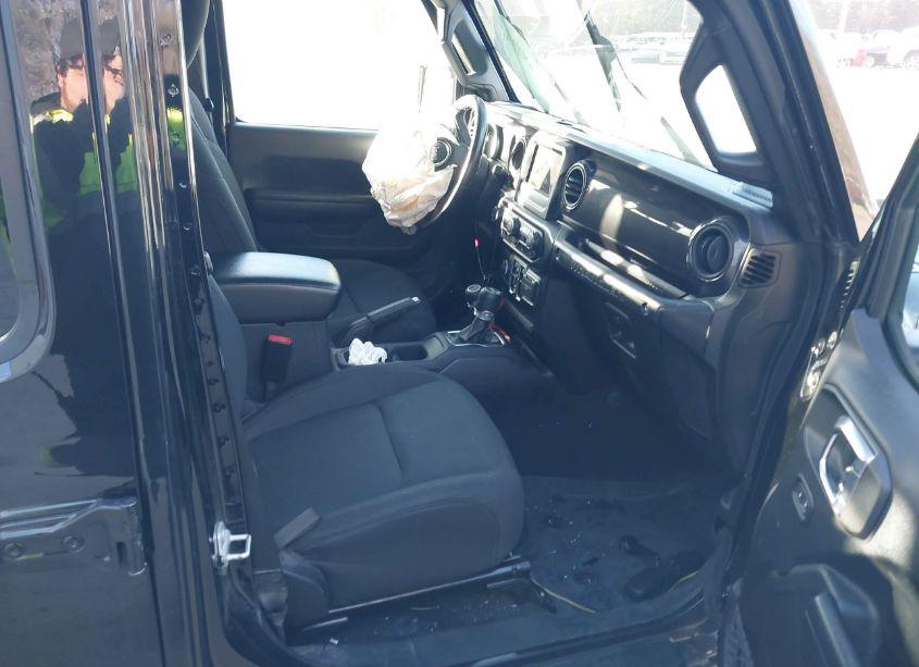 Photo 5 of 2021 Jeep Wrangler UNLIMITED SPORT ALTITUDE 4X4 (VIN 1C4HJXDN8MW778483)