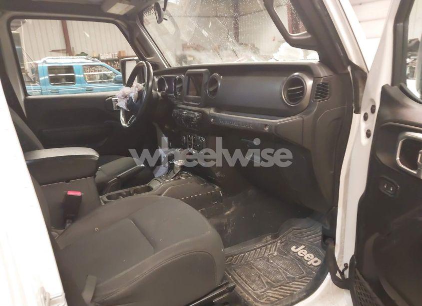 Photo 5 of 2021 Jeep Wrangler UNLIMITED SPORT S 4X4 (VIN 1C4HJXDN8MW813202)