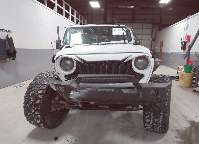 Photo 13 of 2019 Jeep Wrangler UNLIMITED SPORT S 4X4 (VIN 1C4HJXDN9KW601759)