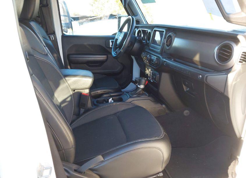 Photo 5 of 2020 Jeep Wrangler UNLIMITED FREEDOM 4X4 (VIN 1C4HJXDN9LW200942)