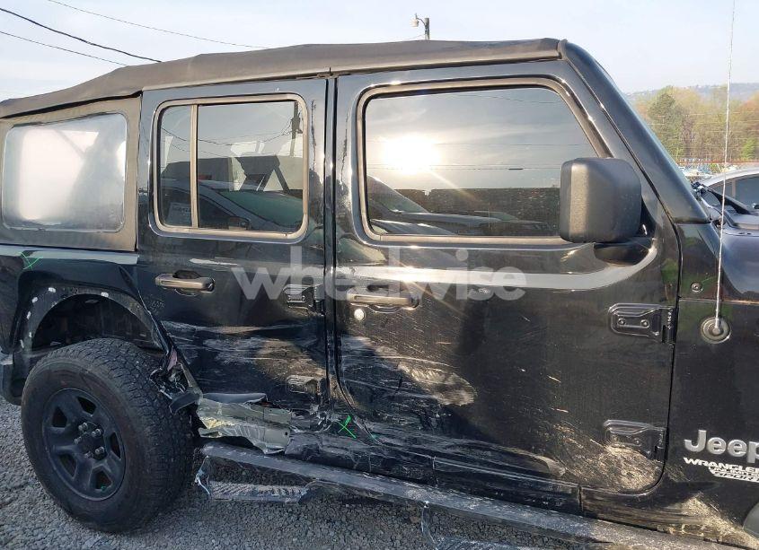 Photo 13 of 2020 Jeep Wrangler UNLIMITED SPORT 4X4 (VIN 1C4HJXDN9LW222181)