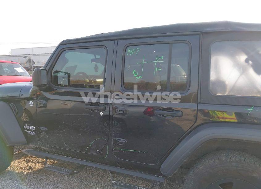 Photo 14 of 2020 Jeep Wrangler UNLIMITED SPORT 4X4 (VIN 1C4HJXDN9LW222181)