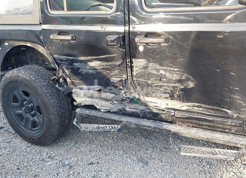 Photo 6 of 2020 Jeep Wrangler UNLIMITED SPORT 4X4 (VIN 1C4HJXDN9LW222181)