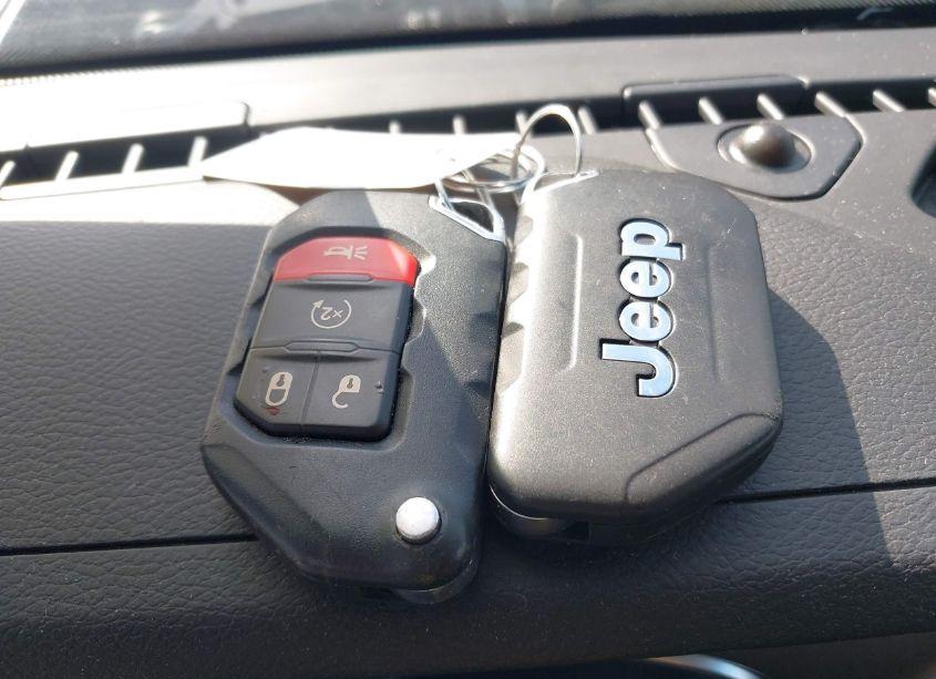Photo 11 of 2020 Jeep Wrangler UNLIMITED SPORT S 4X4 (VIN 1C4HJXDN9LW343843)