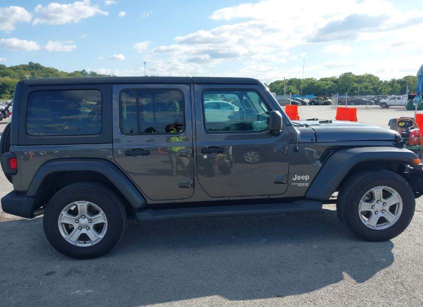 Photo 13 of 2020 Jeep Wrangler UNLIMITED SPORT S 4X4 (VIN 1C4HJXDN9LW343843)