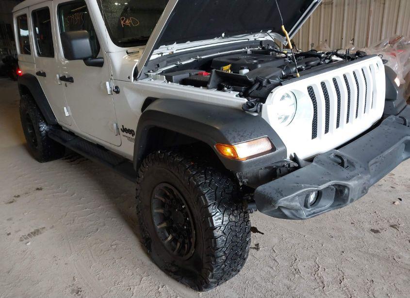 Photo 6 of 2021 Jeep Wrangler UNLIMITED SPORT S 4X4 (VIN 1C4HJXDN9MW737599)
