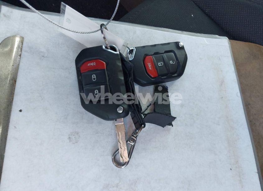 Photo 11 of 2021 Jeep Wrangler UNLIMITED SPORT S 4X4 (VIN 1C4HJXDN9MW770876)