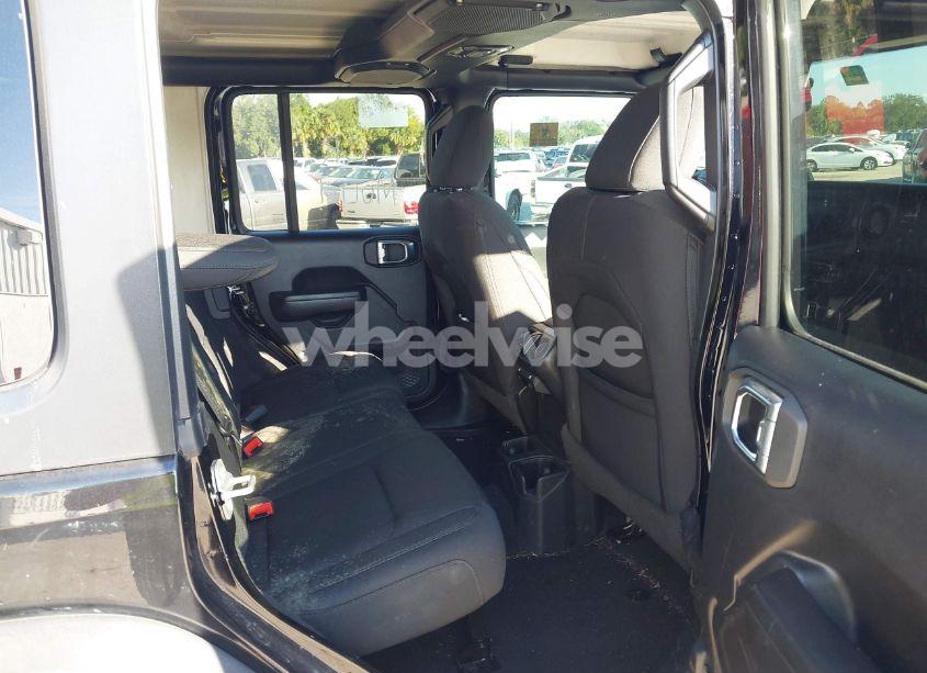 Photo 8 of 2021 Jeep Wrangler UNLIMITED SPORT S 4X4 (VIN 1C4HJXDN9MW770876)
