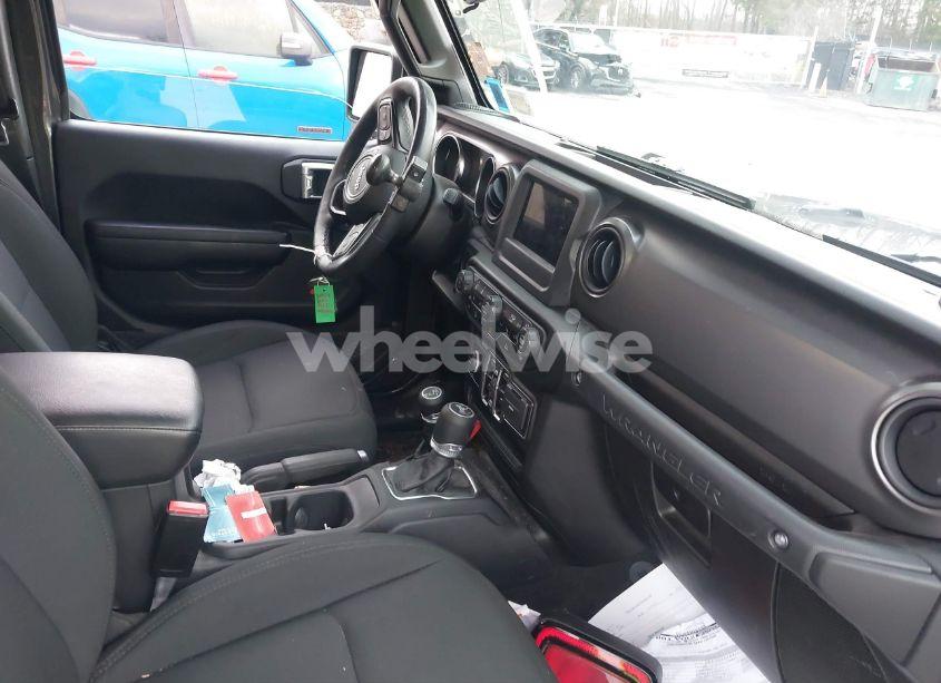 Photo 5 of 2021 Jeep Wrangler UNLIMITED WILLYS 4X4 (VIN 1C4HJXDN9MW822281)