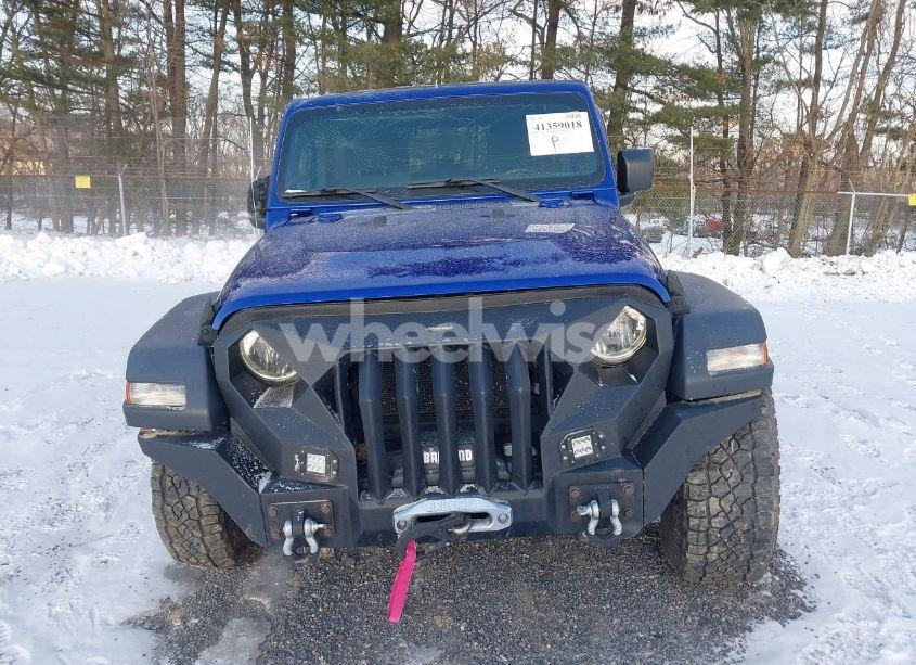 Photo 13 of 2018 Jeep Wrangler UNLIMITED SPORT 4X4 (VIN 1C4HJXDNXJW265764)