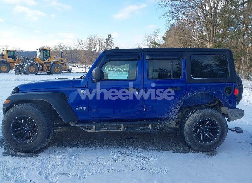Photo 15 of 2018 Jeep Wrangler UNLIMITED SPORT 4X4 (VIN 1C4HJXDNXJW265764)