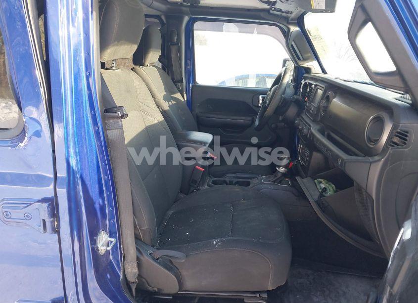 Photo 5 of 2018 Jeep Wrangler UNLIMITED SPORT 4X4 (VIN 1C4HJXDNXJW265764)