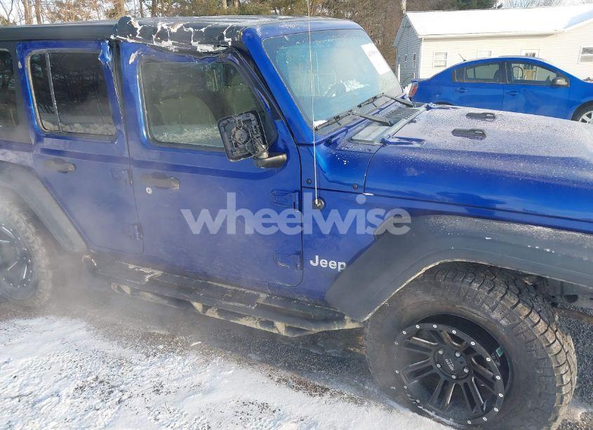 Photo 6 of 2018 Jeep Wrangler UNLIMITED SPORT 4X4 (VIN 1C4HJXDNXJW265764)