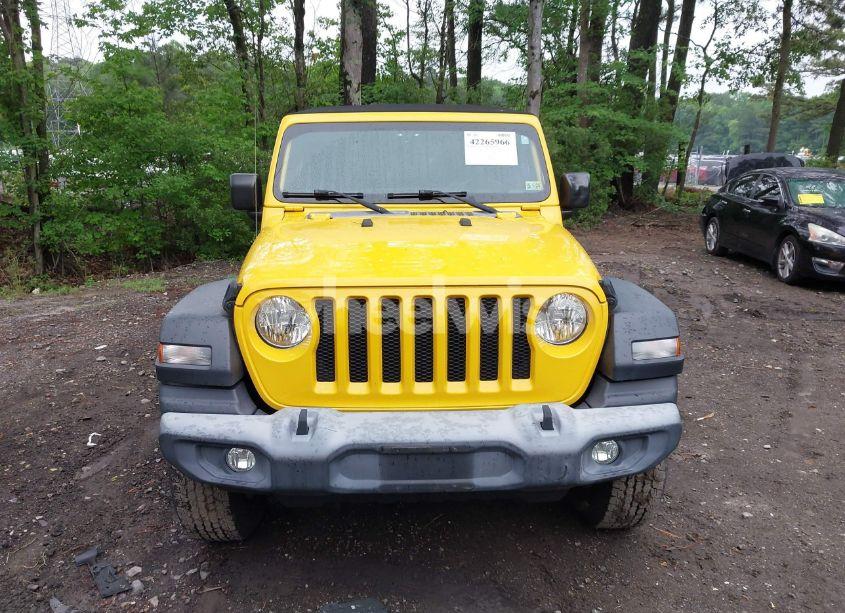 Photo 12 of 2019 Jeep Wrangler UNLIMITED SPORT S 4X4 (VIN 1C4HJXDNXKW565788)