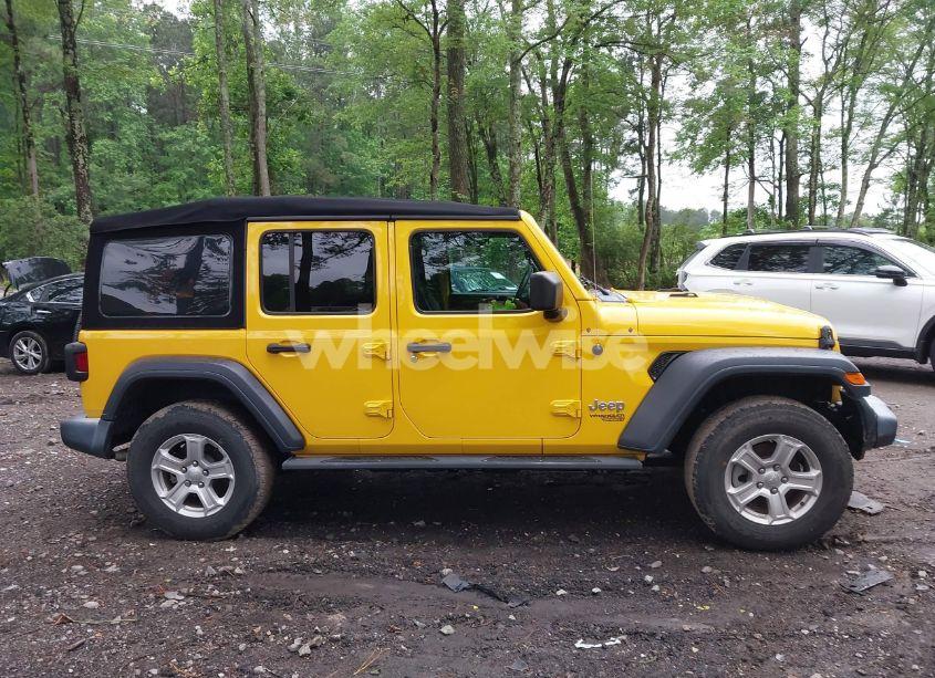 Photo 13 of 2019 Jeep Wrangler UNLIMITED SPORT S 4X4 (VIN 1C4HJXDNXKW565788)