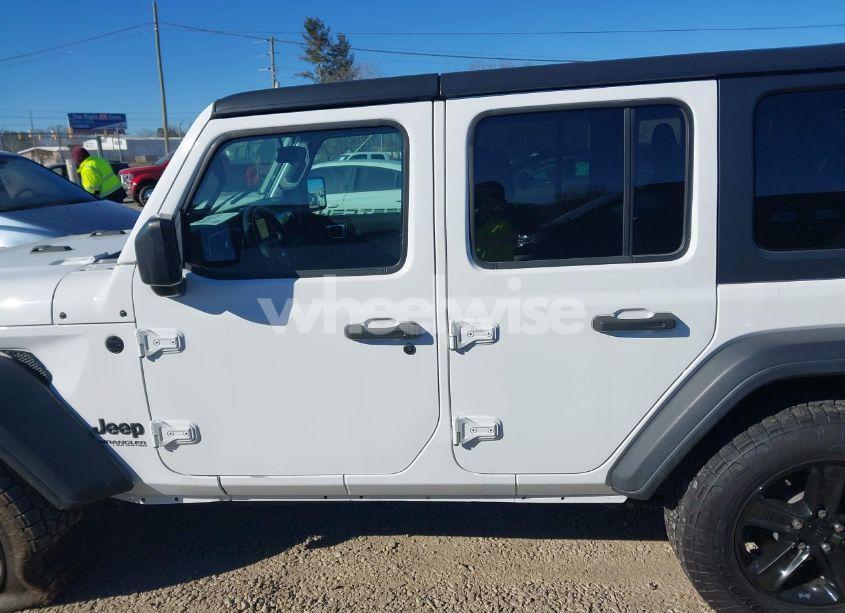 Photo 14 of 2021 Jeep Wrangler UNLIMITED SPORT ALTITUDE 4X4 (VIN 1C4HJXDNXMW521101)