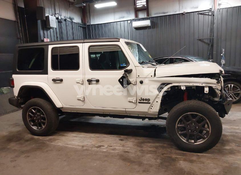 Photo 13 of 2021 Jeep Wrangler UNLIMITED 80TH ANNIVERSARY 4X4 (VIN 1C4HJXDNXMW681267)