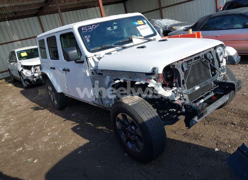 2018 Jeep Wrangler UNLIMITED SAHARA 4X4 (VIN 1C4HJXEG0JW321355) main photo