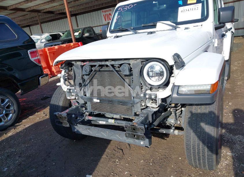 Photo 19 of 2018 Jeep Wrangler UNLIMITED SAHARA 4X4 (VIN 1C4HJXEG0JW321355)