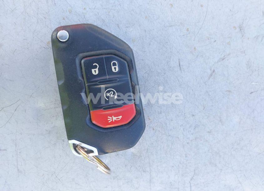 Photo 11 of 2019 Jeep Wrangler UNLIMITED MOAB 4X4 (VIN 1C4HJXEG0KW527535)