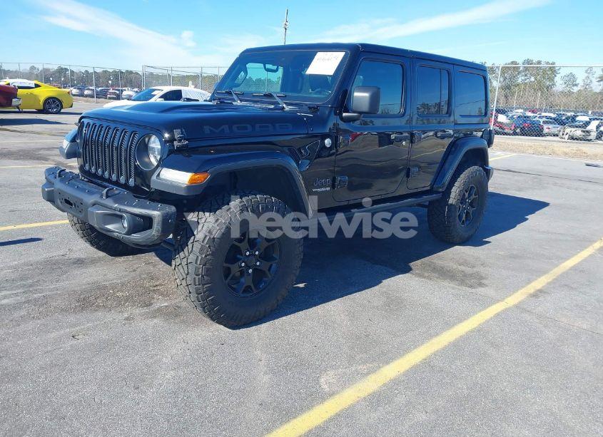 Photo 2 of 2019 Jeep Wrangler UNLIMITED MOAB 4X4 (VIN 1C4HJXEG0KW527535)
