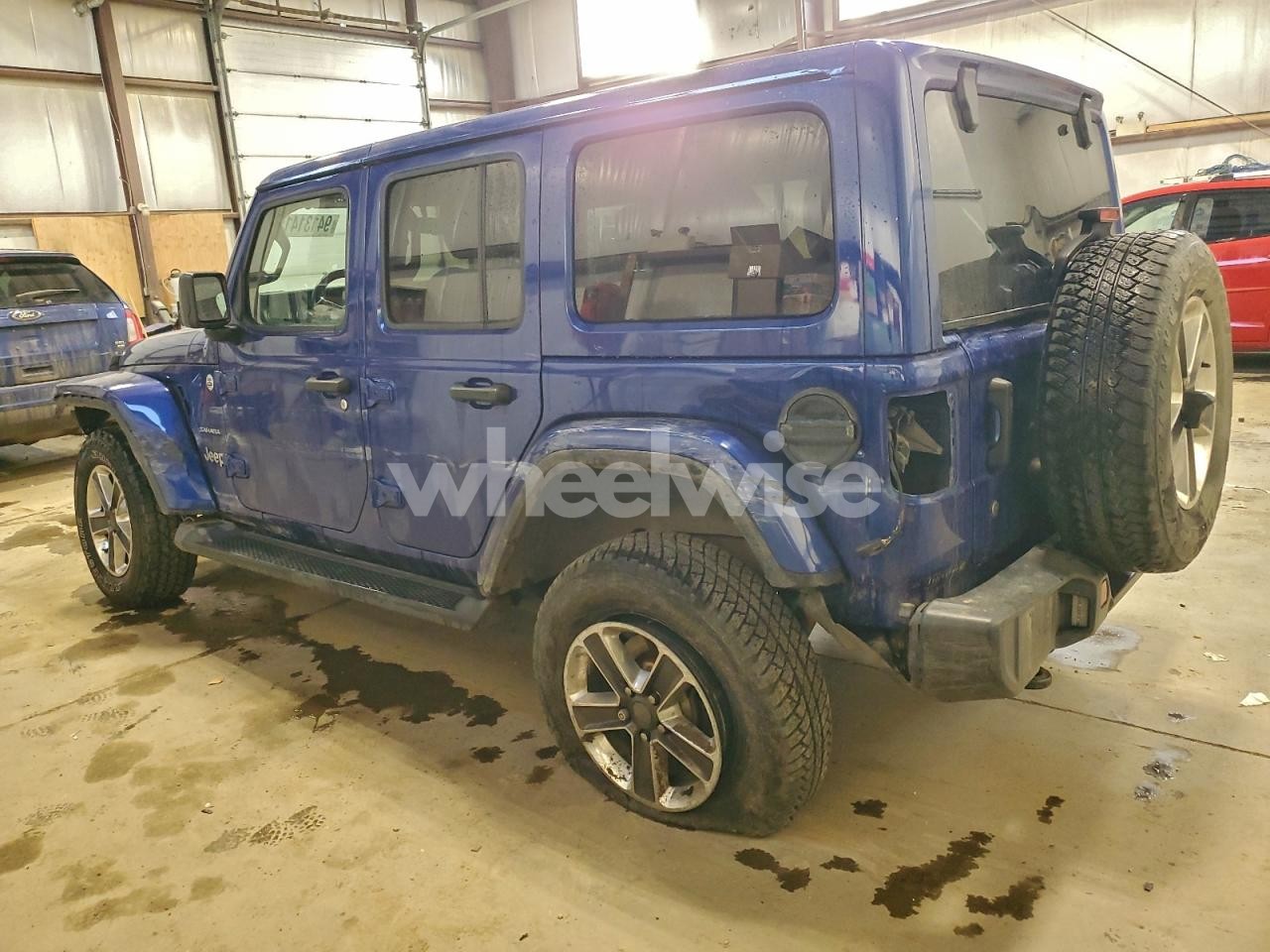 Photo 2 of 2019 JEEP WRANGLER UNLIMITED SAHARA (VIN 1C4HJXEG0KW673157)