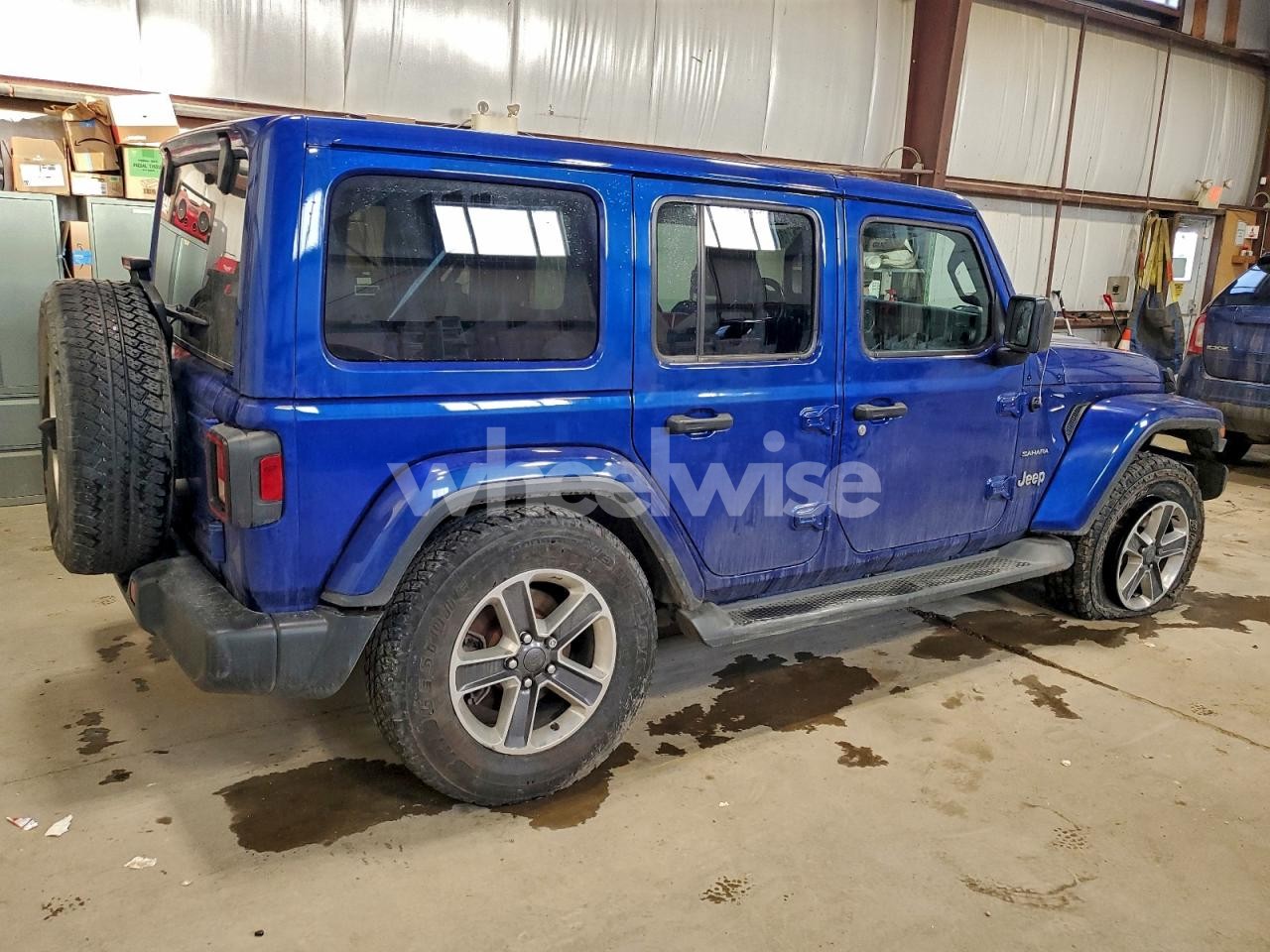 Photo 3 of 2019 JEEP WRANGLER UNLIMITED SAHARA (VIN 1C4HJXEG0KW673157)