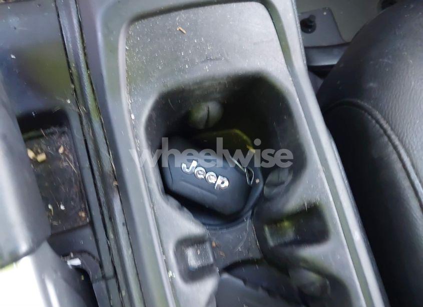 Photo 11 of 2020 Jeep Wrangler UNLIMITED SAHARA ALTITUDE 4X4 (VIN 1C4HJXEG0LW145409)