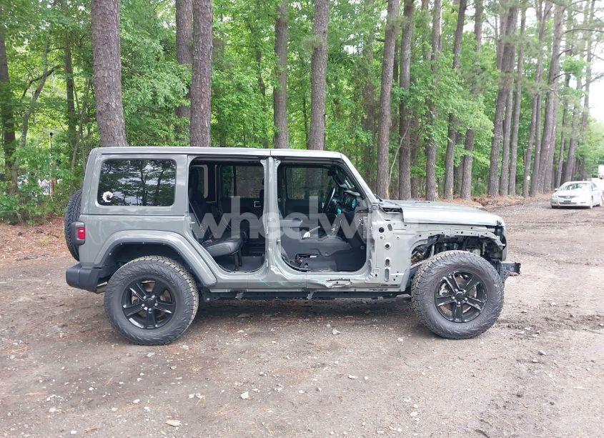 Photo 14 of 2021 Jeep Wrangler UNLIMITED SAHARA ALTITUDE 4X4 (VIN 1C4HJXEG0MW703812)