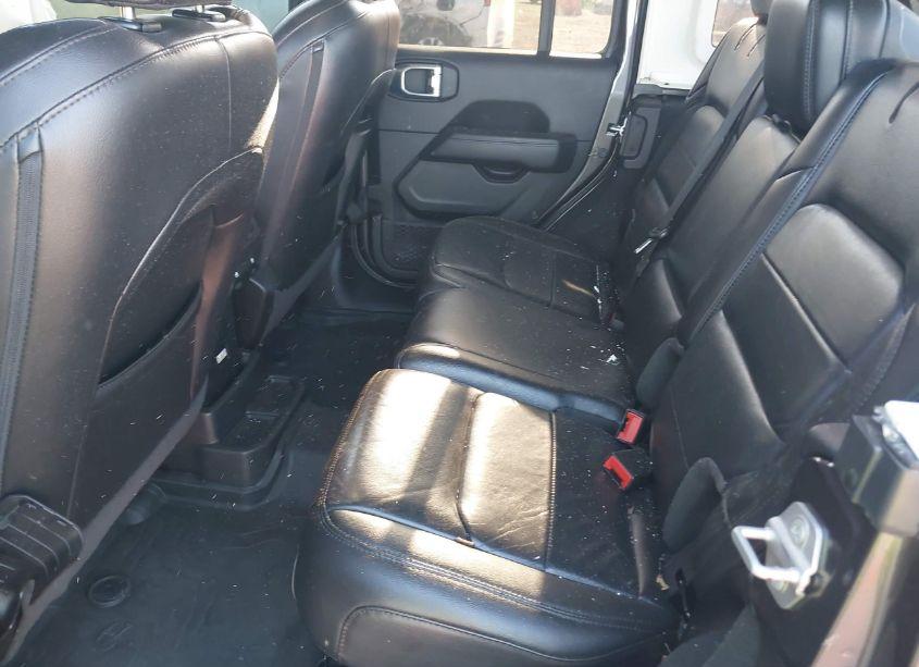 Photo 8 of 2021 Jeep Wrangler UNLIMITED SAHARA ALTITUDE 4X4 (VIN 1C4HJXEG0MW785847)