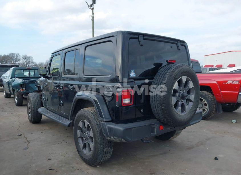 Photo 3 of 2018 Jeep Wrangler UNLIMITED SAHARA 4X4 (VIN 1C4HJXEG1JW164046)
