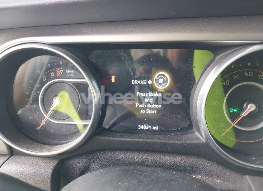 Photo 7 of 2018 Jeep Wrangler UNLIMITED SAHARA 4X4 (VIN 1C4HJXEG1JW164046)