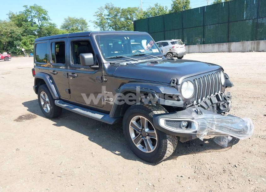2018 Jeep Wrangler UNLIMITED SAHARA 4X4 (VIN 1C4HJXEG1JW229865) main photo