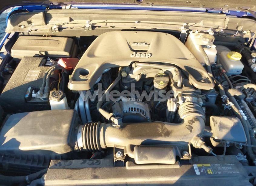 Photo 10 of 2018 Jeep Wrangler UNLIMITED SAHARA 4X4 (VIN 1C4HJXEG1JW308680)