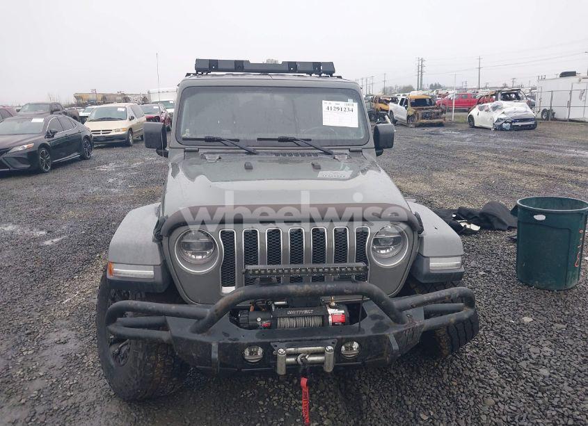 Photo 13 of 2019 Jeep Wrangler UNLIMITED SAHARA (VIN 1C4HJXEG1KW543811)