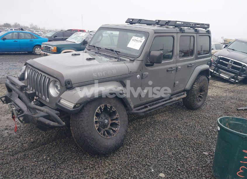Photo 2 of 2019 Jeep Wrangler UNLIMITED SAHARA (VIN 1C4HJXEG1KW543811)