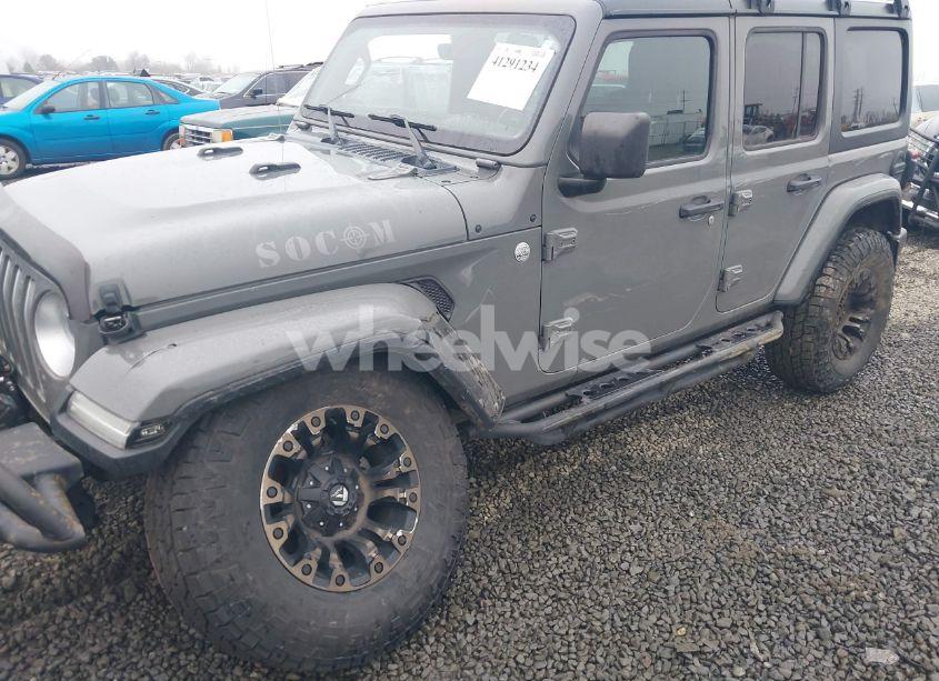 Photo 6 of 2019 Jeep Wrangler UNLIMITED SAHARA (VIN 1C4HJXEG1KW543811)
