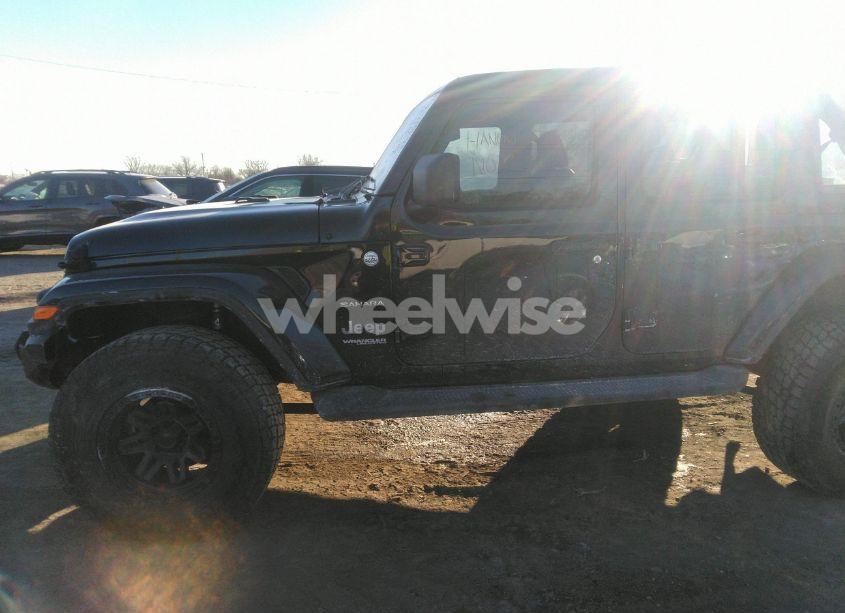 Photo 13 of 2021 Jeep Wrangler UNLIMITED SAHARA 4X4 (VIN 1C4HJXEG1MW579887)
