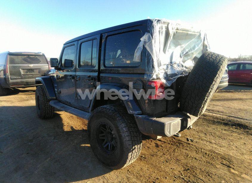 Photo 3 of 2021 Jeep Wrangler UNLIMITED SAHARA 4X4 (VIN 1C4HJXEG1MW579887)