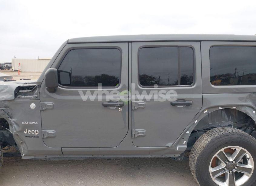 Photo 14 of 2022 Jeep Wrangler UNLIMITED SAHARA 4X4 (VIN 1C4HJXEG1NW257025)