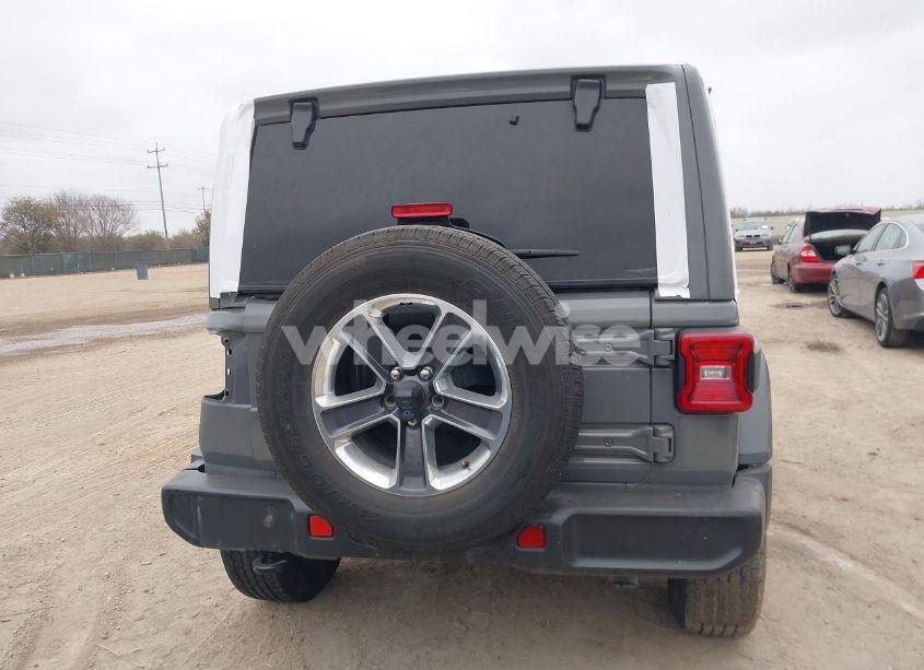 Photo 16 of 2022 Jeep Wrangler UNLIMITED SAHARA 4X4 (VIN 1C4HJXEG1NW257025)