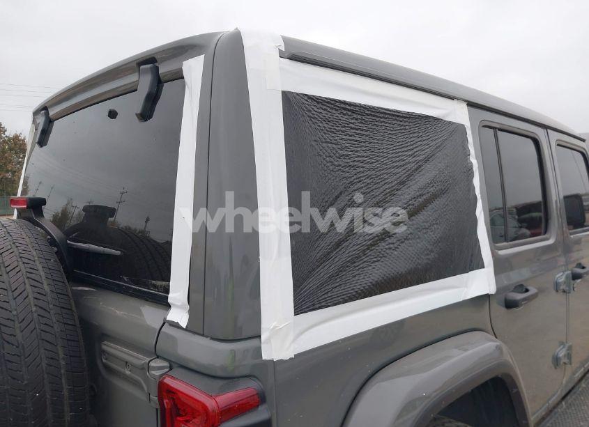 Photo 17 of 2022 Jeep Wrangler UNLIMITED SAHARA 4X4 (VIN 1C4HJXEG1NW257025)