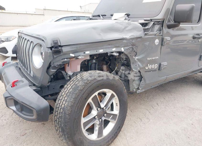 Photo 6 of 2022 Jeep Wrangler UNLIMITED SAHARA 4X4 (VIN 1C4HJXEG1NW257025)