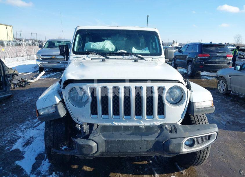 Photo 12 of 2018 Jeep Wrangler UNLIMITED SAHARA 4X4 (VIN 1C4HJXEG2JW316271)