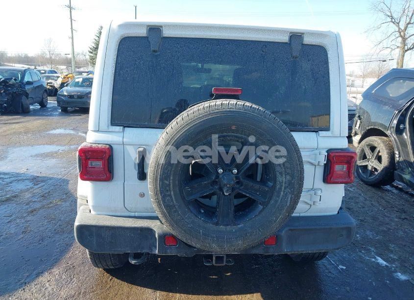 Photo 16 of 2018 Jeep Wrangler UNLIMITED SAHARA 4X4 (VIN 1C4HJXEG2JW316271)