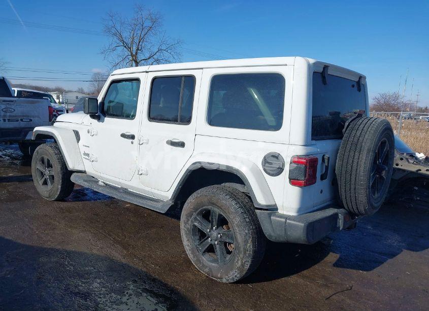 Photo 3 of 2018 Jeep Wrangler UNLIMITED SAHARA 4X4 (VIN 1C4HJXEG2JW316271)