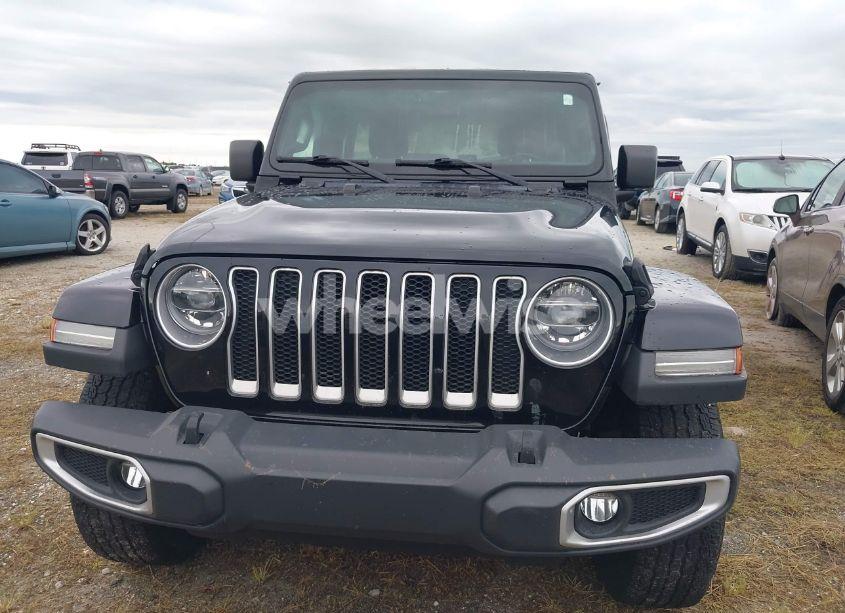 Photo 6 of 2018 Jeep Wrangler UNLIMITED SAHARA 4X4 (VIN 1C4HJXEG3JW115365)