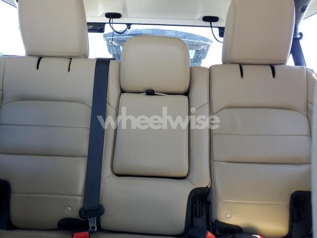 Photo 9 of 2018 JEEP WRANGLER UNLIMITED SAHARA (VIN 1C4HJXEG3JW125801)